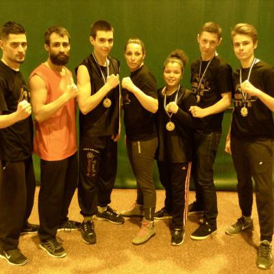 Les membres de l'École Kim Diêu au championnat Ile deFrance de Sanda 2016.