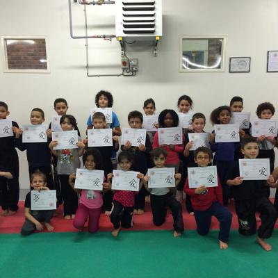 Remise de diplôme de la ceinture blanche enfants (saison 2014-2015).